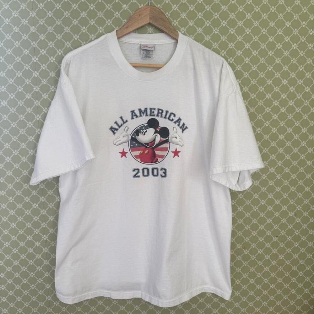 Vintage 2003 white Disney Mickey Mouse American t shirt
